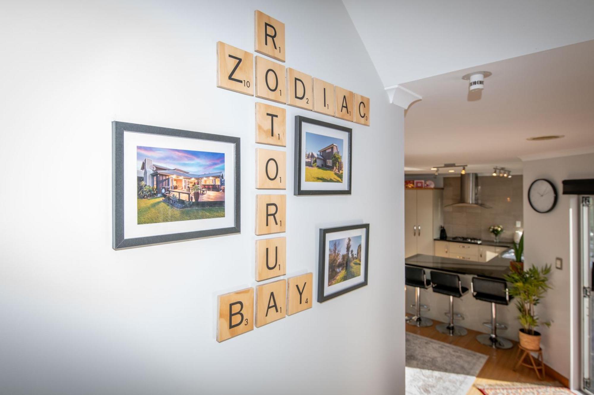 Zodiac Bay Lake Retreat روتوروا المظهر الخارجي الصورة